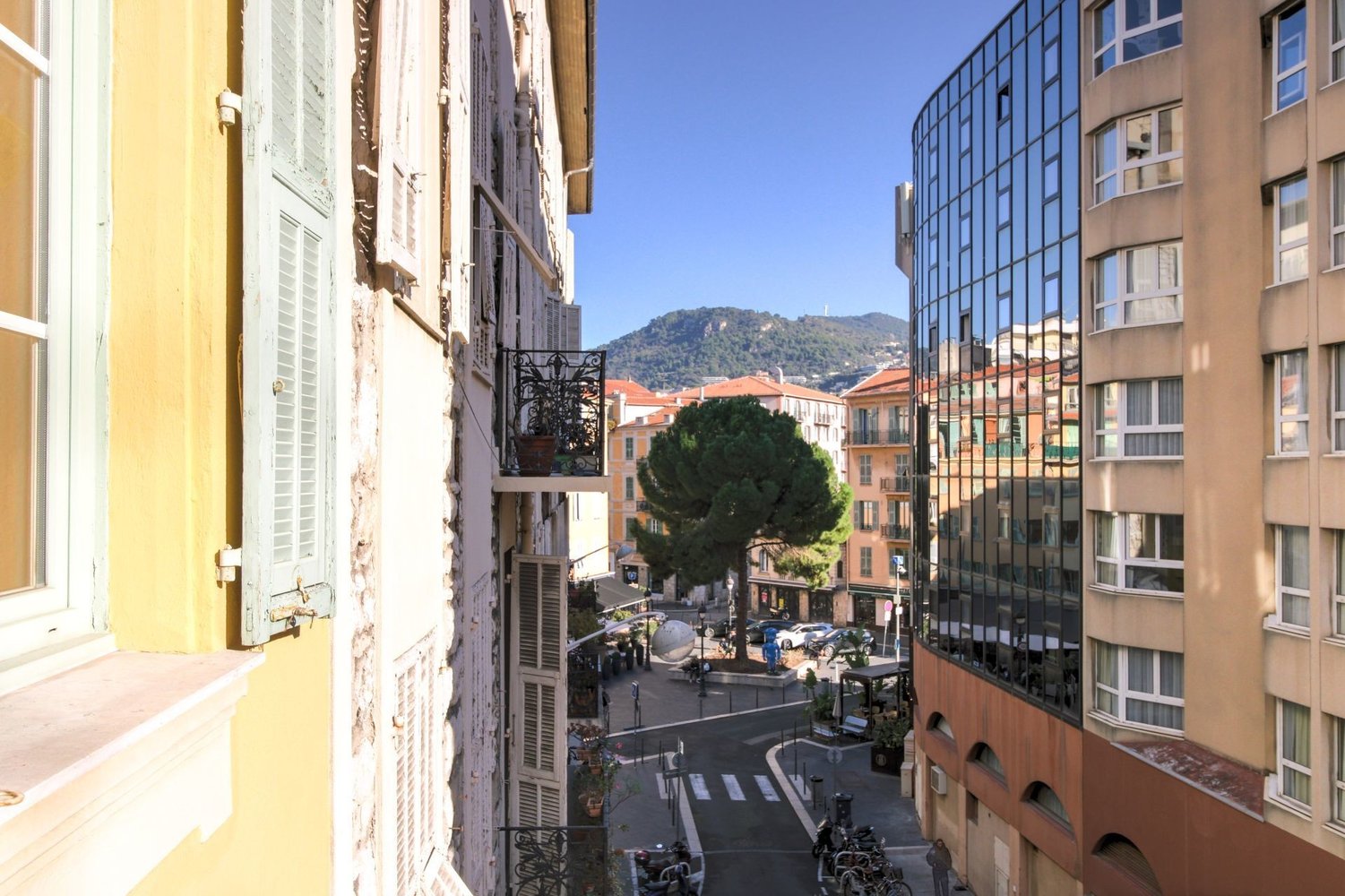 Property photo in Port