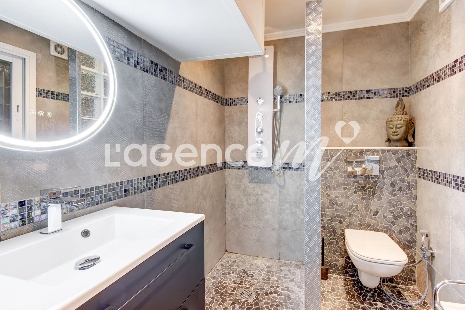 Property photo in Port