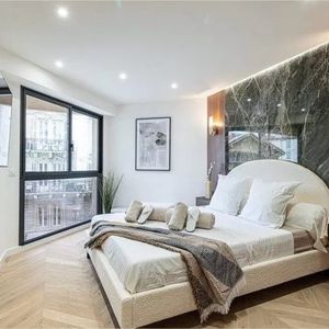 Property in Carre d'Argent