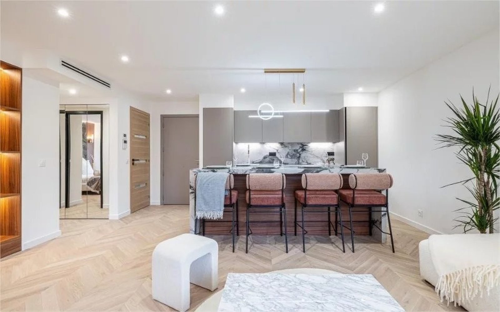 Property photo in Carre d'Argent