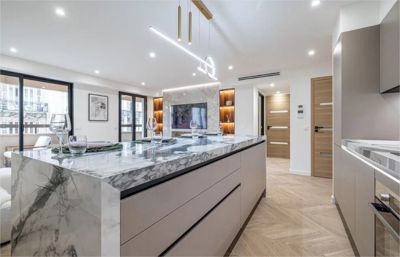 Property photo in Carre d'Argent