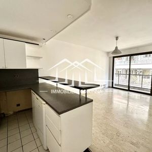 Property in Carre d'Argent