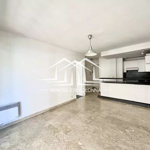 Property in Carre d'Argent