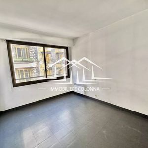 Property in Carre d'Argent