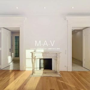 Property in Carre d'Argent