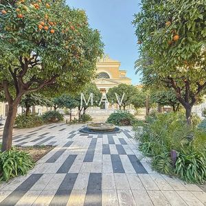 Property in Carre d'Argent