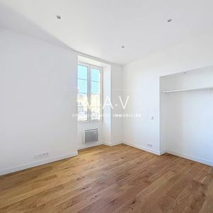 Property in Carre d'Argent