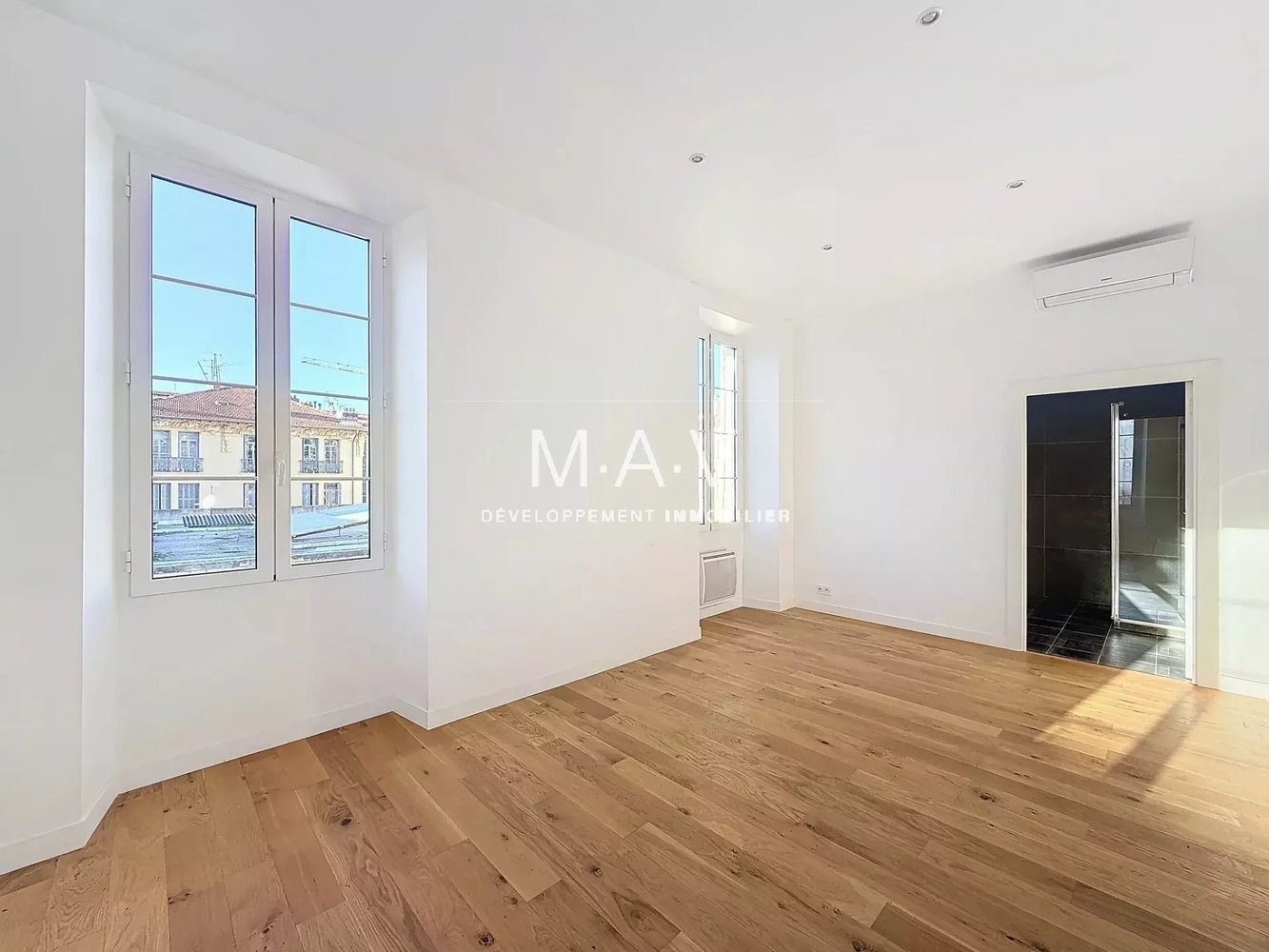 Property photo in Carre d'Argent