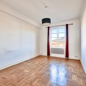 Property in Carre d'Argent