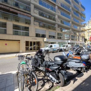 Property in Carre d'Argent