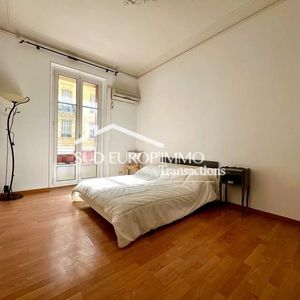 Property in Carre d'Argent