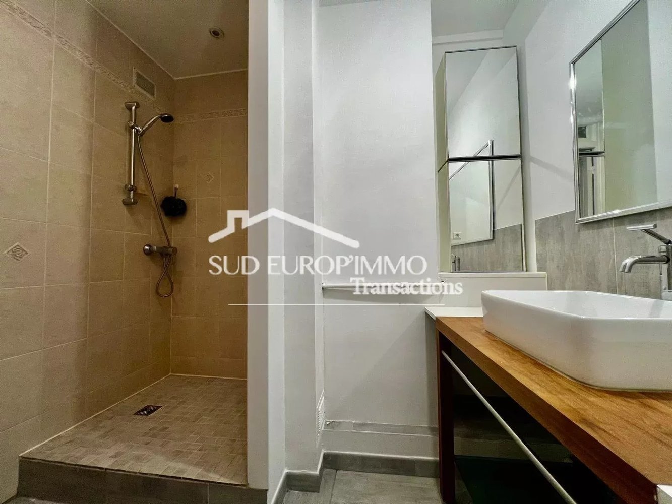 Property photo in Carre d'Argent