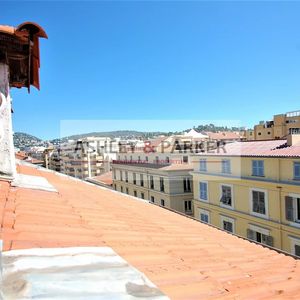 Property in Carre d'Argent