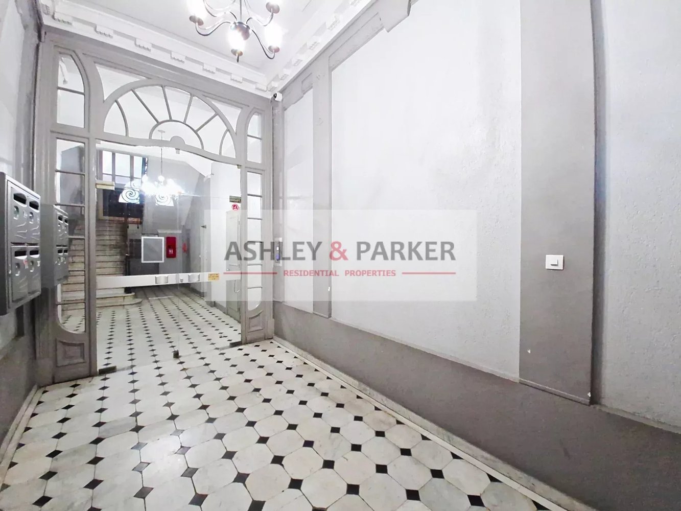 Property photo in Carre d'Argent