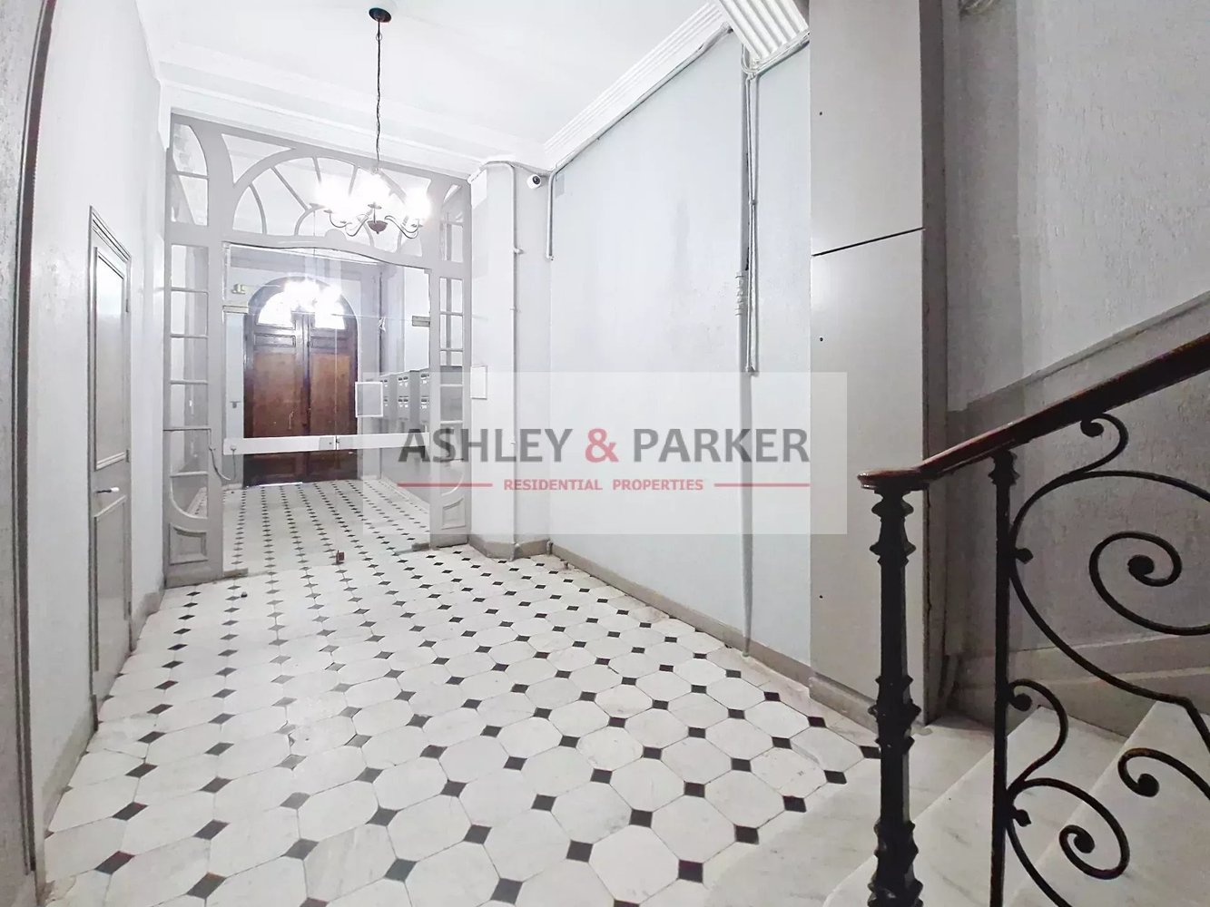 Property photo in Carre d'Argent