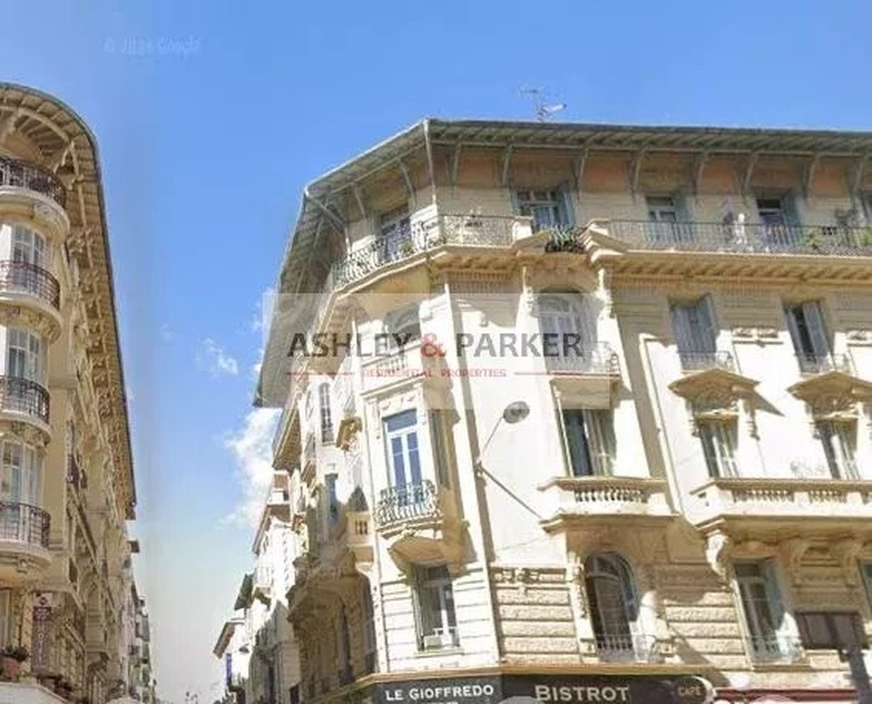 Property photo in Carre d'Argent