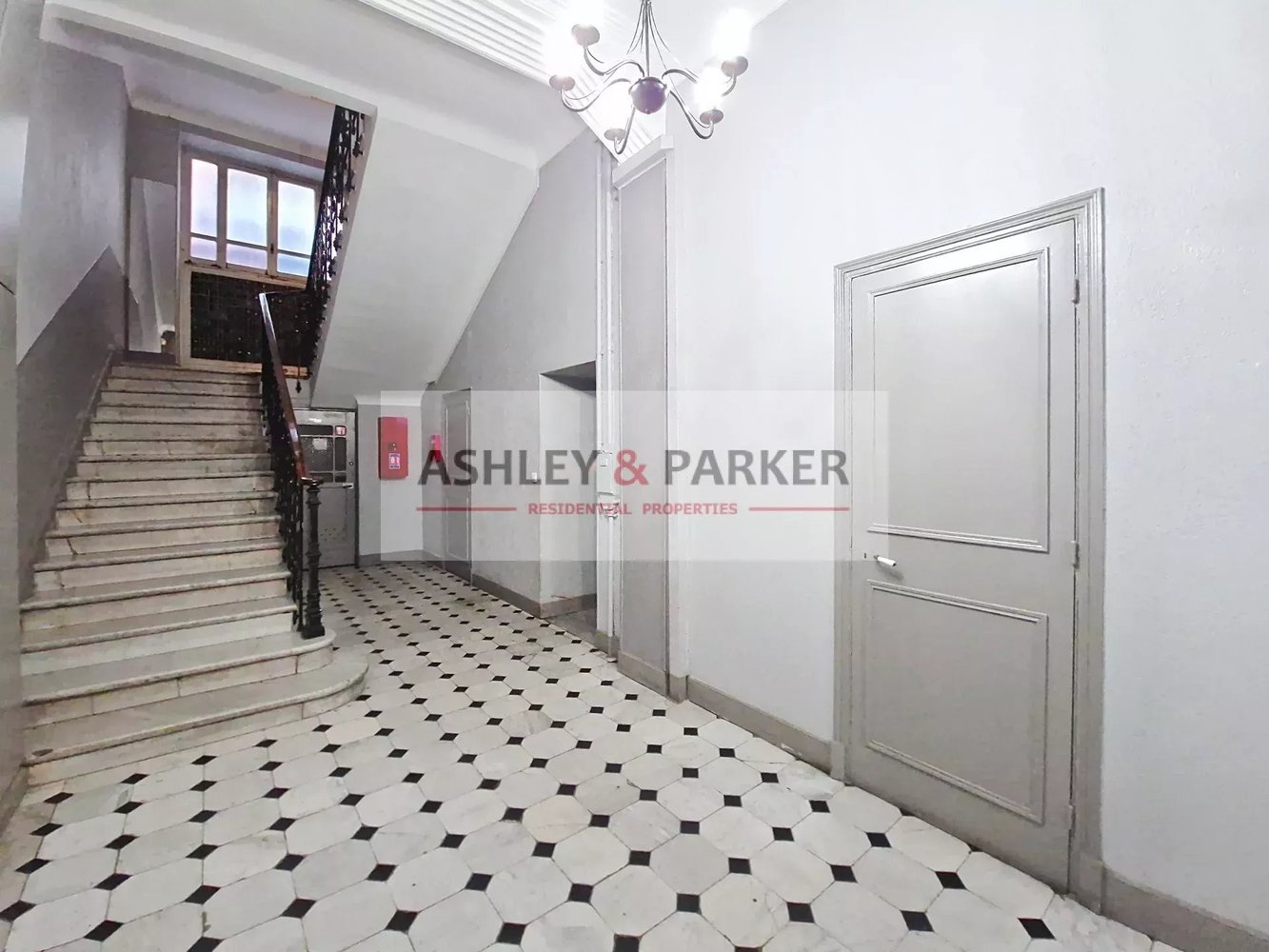 Property photo in Carre d'Argent