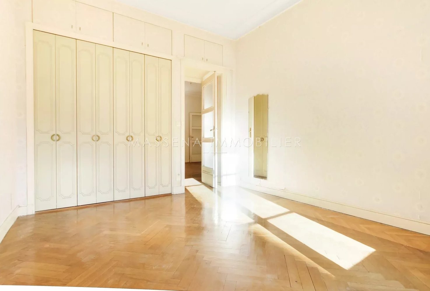 Property photo in Carre d'Argent