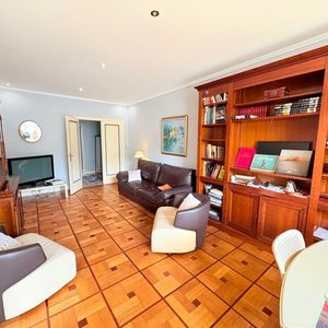 Property in Carre d'Argent