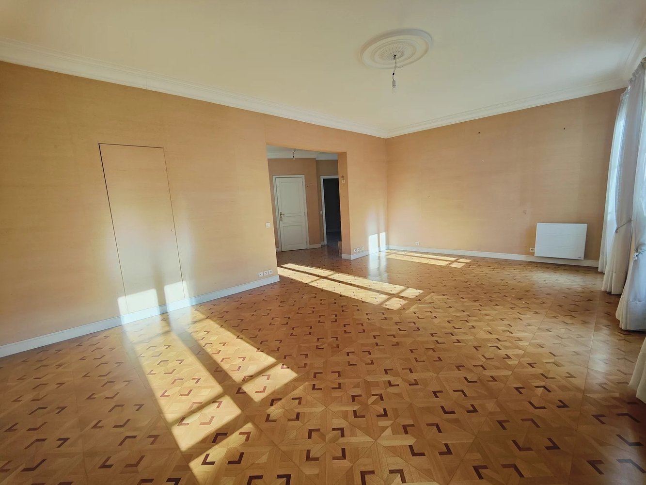 Property photo in Carre d'Argent