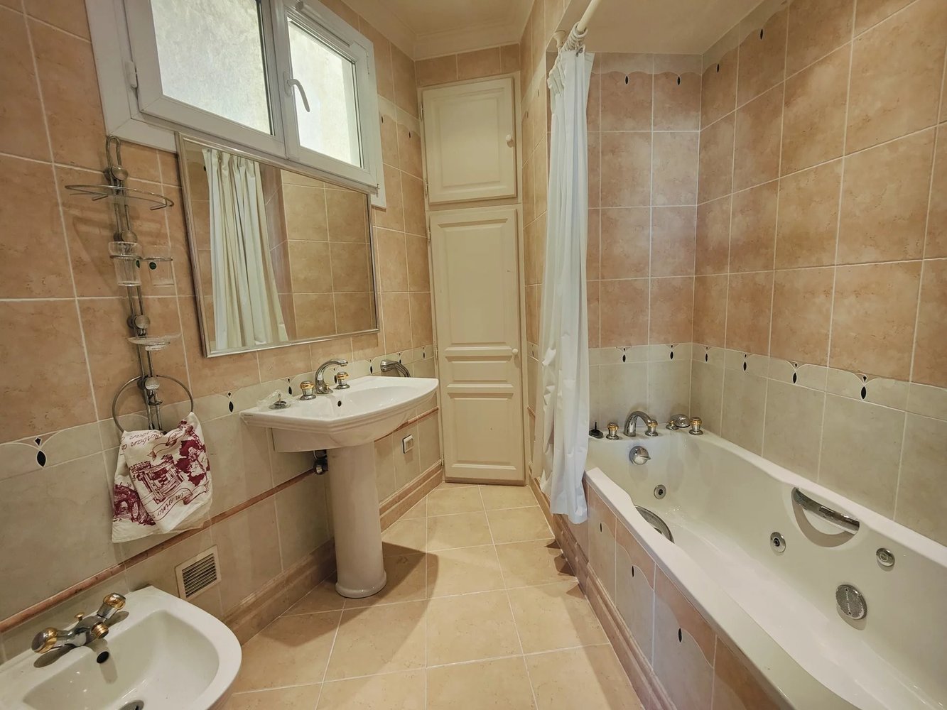 Property photo in Carre d'Argent