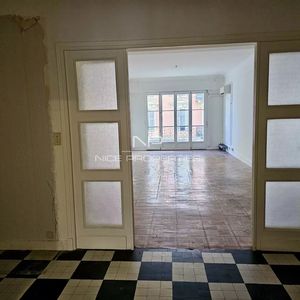 Property in Carre d'Argent