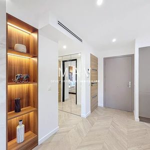 Property in Carre d'Argent