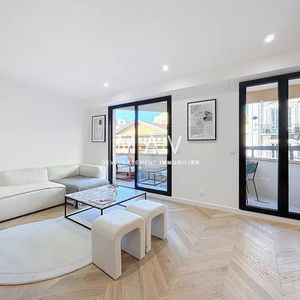 Property in Carre d'Argent