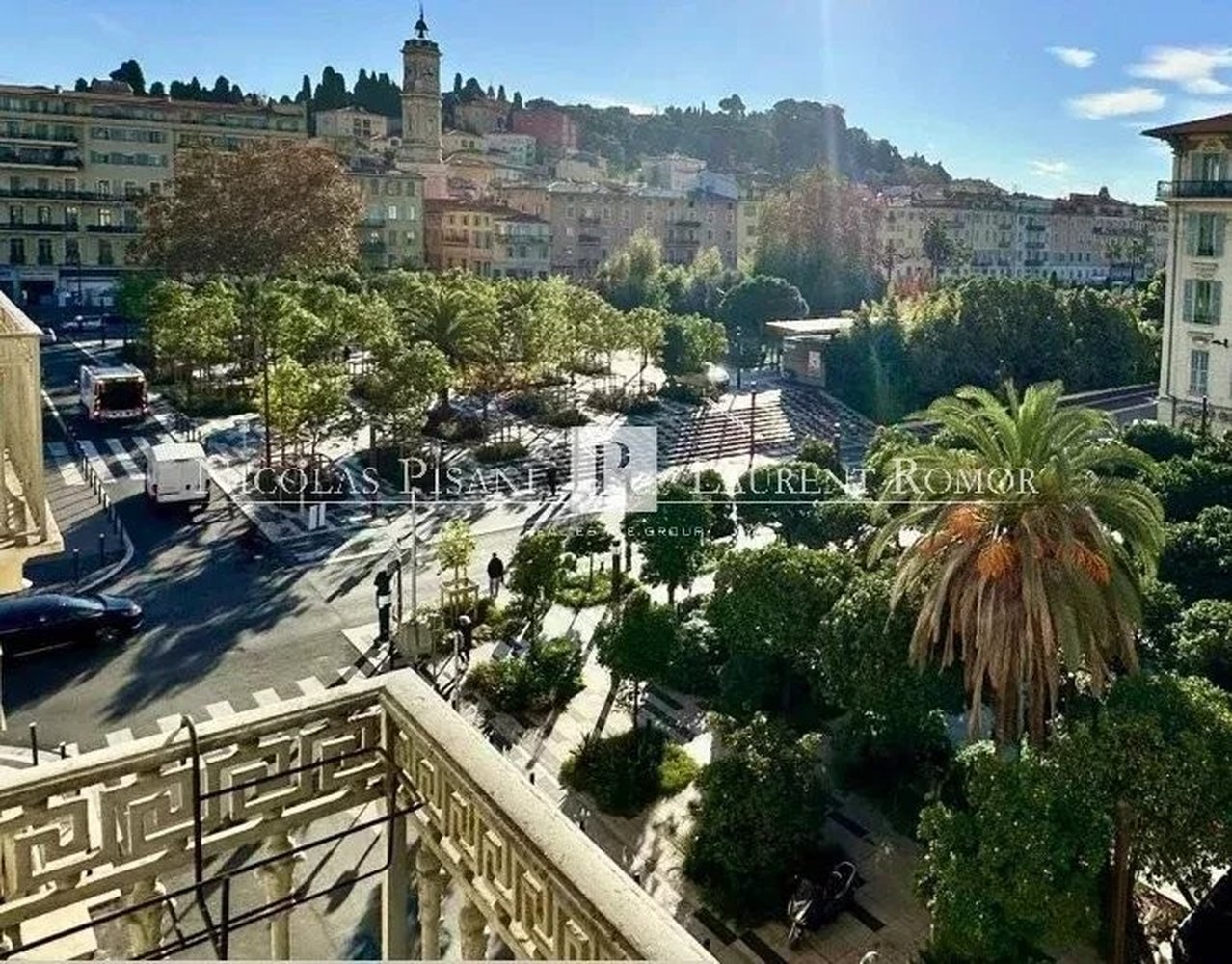 Property photo in Carre d'Argent