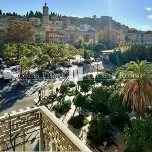 Property in Carre d'Argent