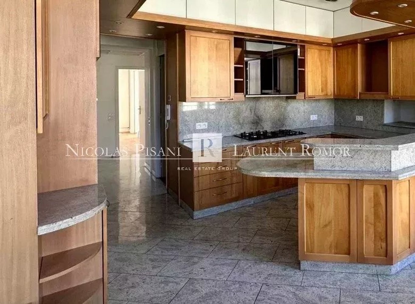 Property photo in Carre d'Argent