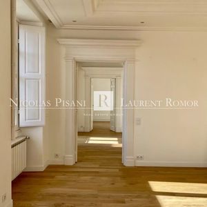 Property in Carre d'Argent