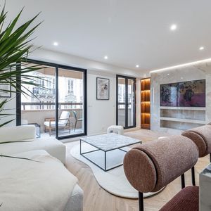 Property in Carre d'Argent