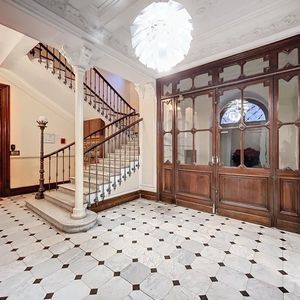 Property in Carre d'Argent