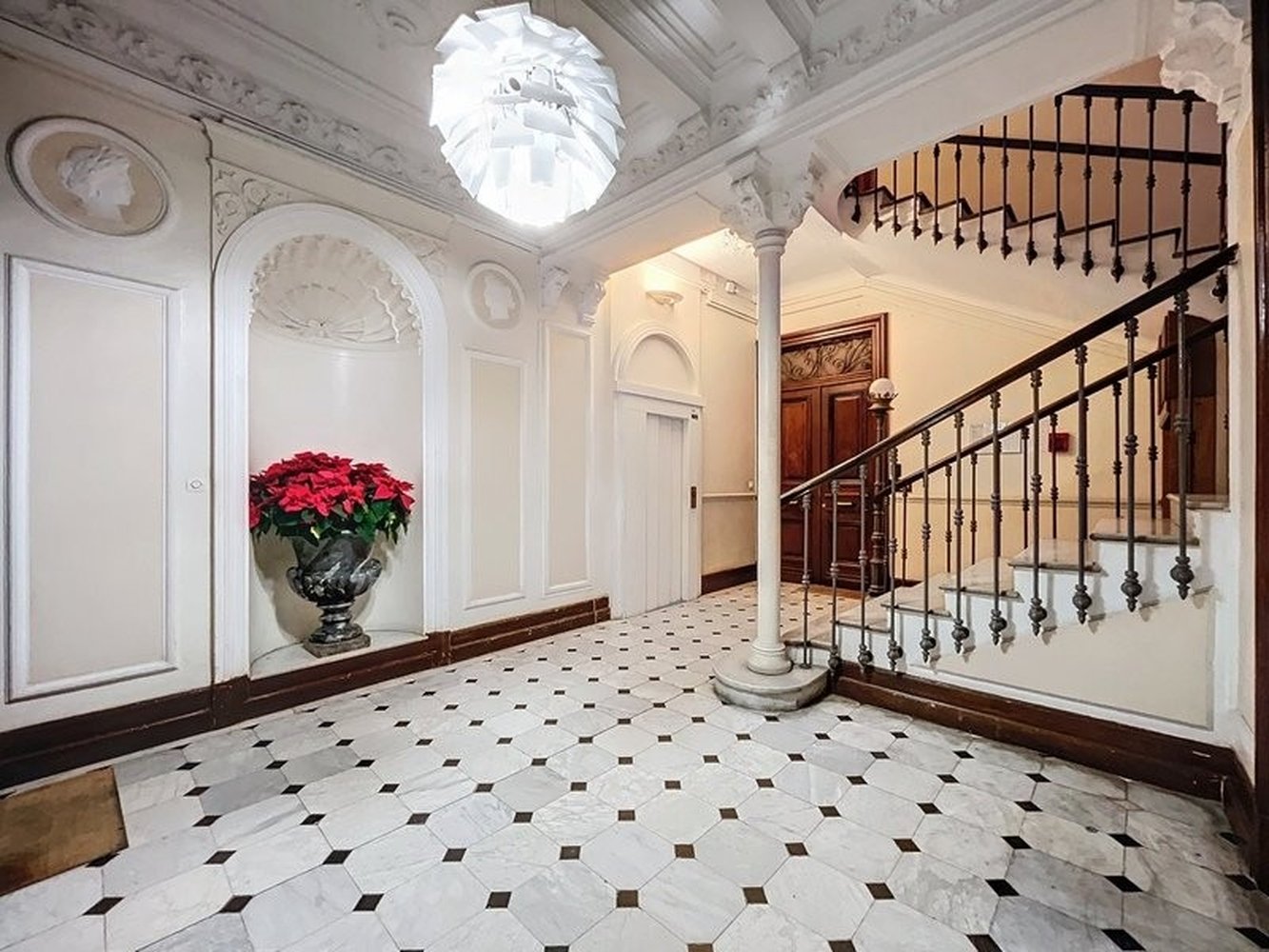 Property photo in Carre d'Argent