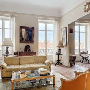 Property in Carre d'Argent