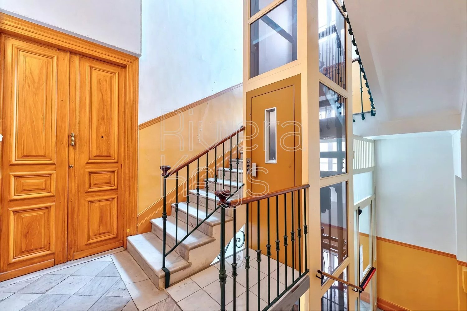 Property photo in Carre d'Argent