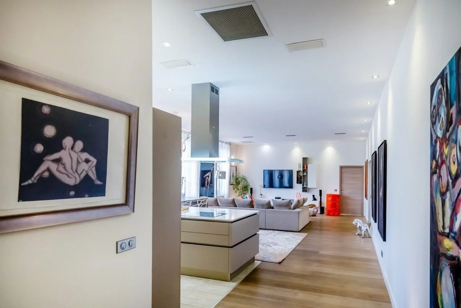 Property photo in Carre d'Argent