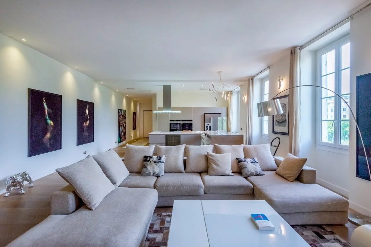 Property photo in Carre d'Argent