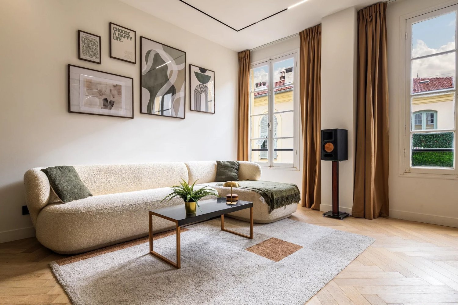 Property photo in Carre d'Argent