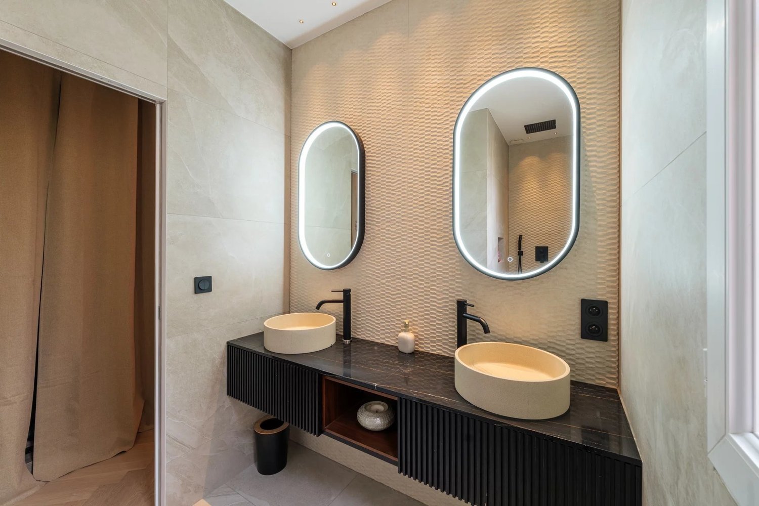 Property photo in Carre d'Argent