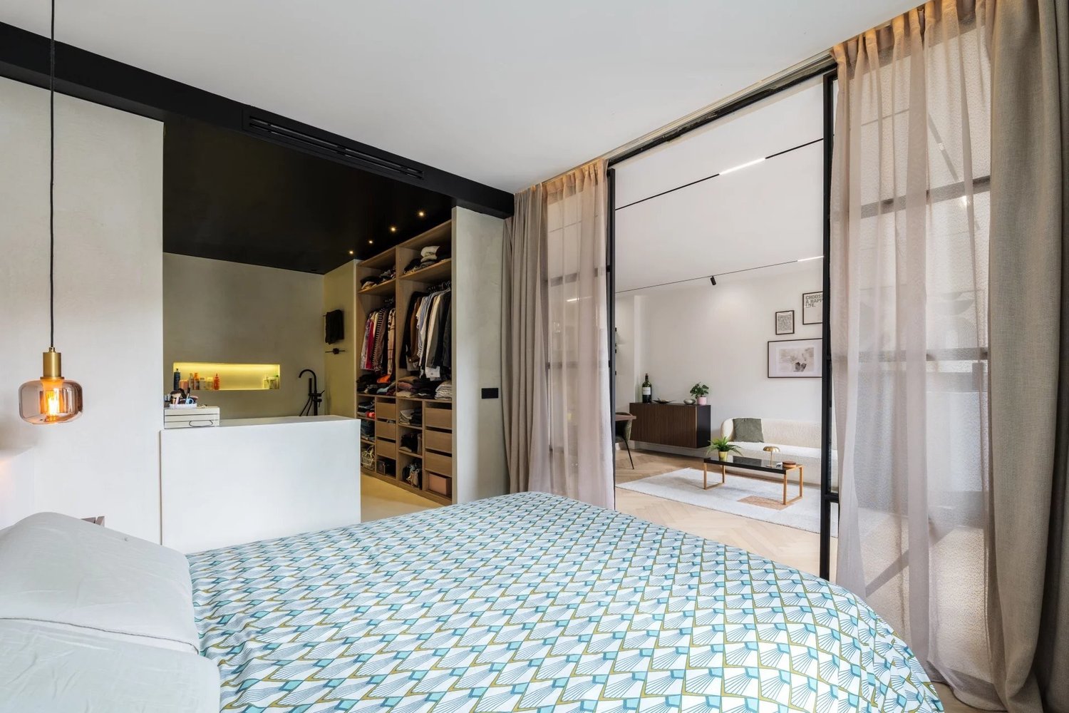 Property photo in Carre d'Argent