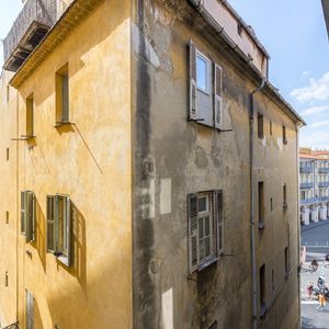 Property in Carre d'Argent