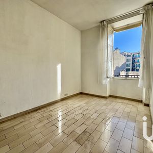 Property in Carre d'Argent