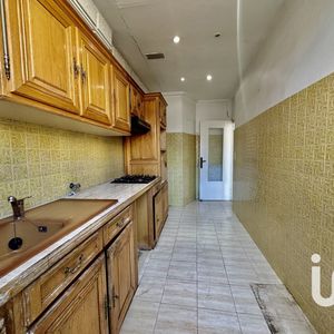 Property in Carre d'Argent