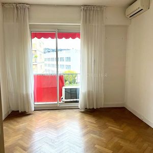 Property in Carre d'Argent