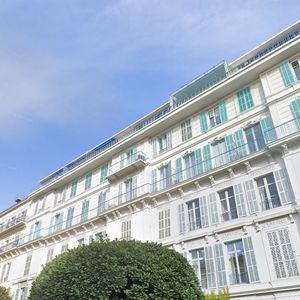 Property in Carre d'Argent