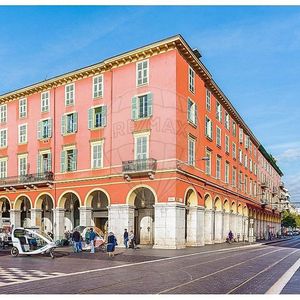 Property in Carre d'Argent