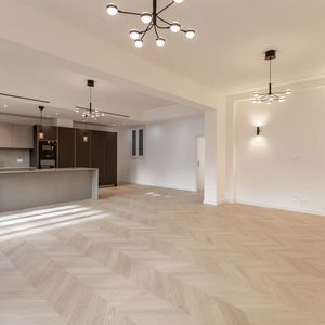 Property in Carre d'Or