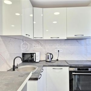 Property in Carre d'Or